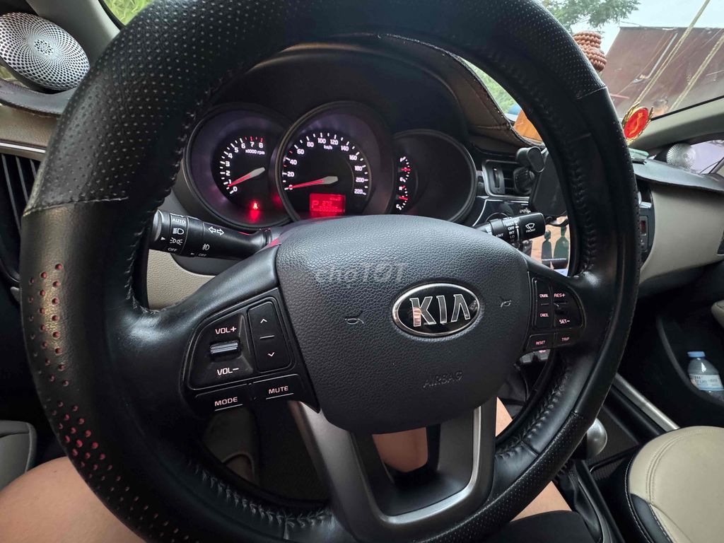 Kia Rio - ảnh 4