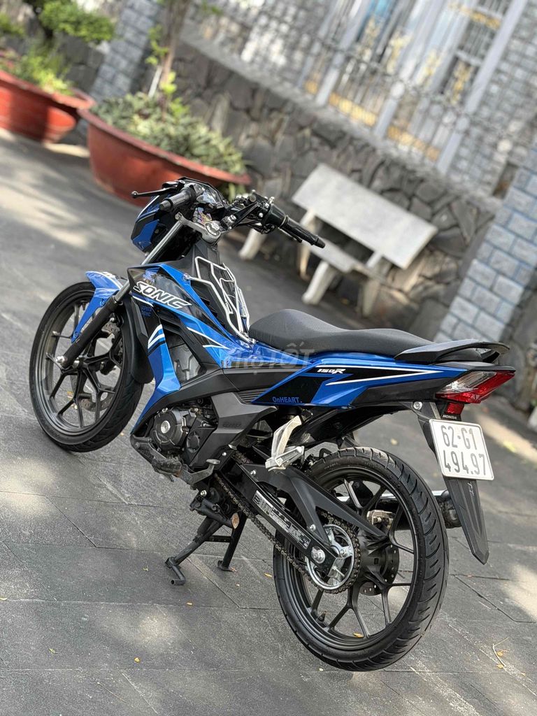 Honda 2010 - ảnh 4