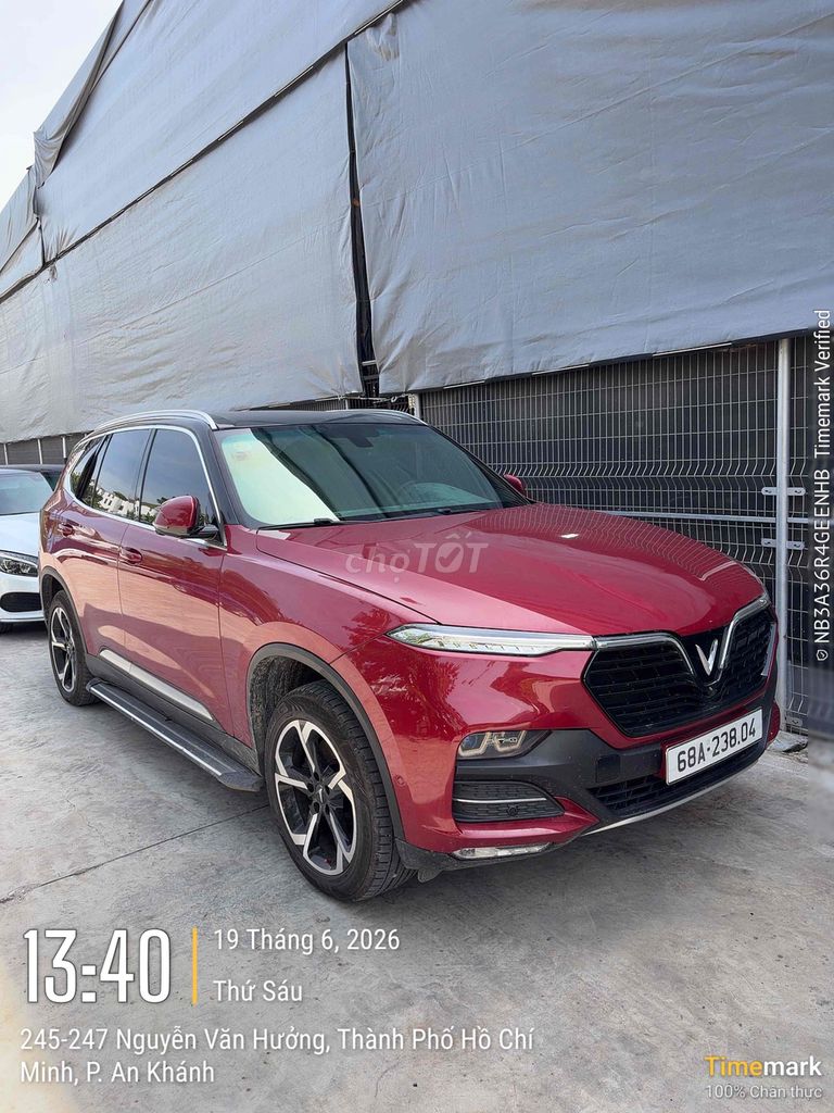 VinFast Lux SA2.0 2021 - ảnh 1