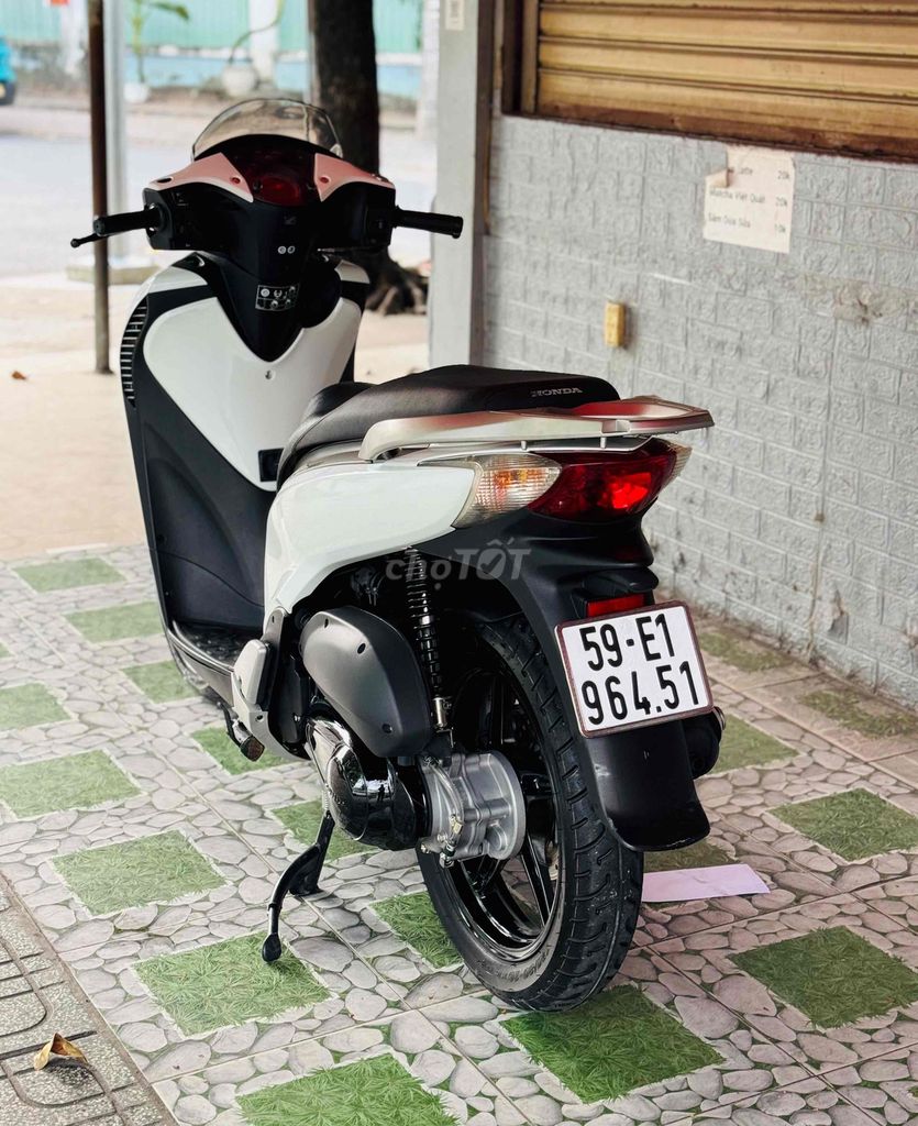 Honda SH 2009 - ảnh 3