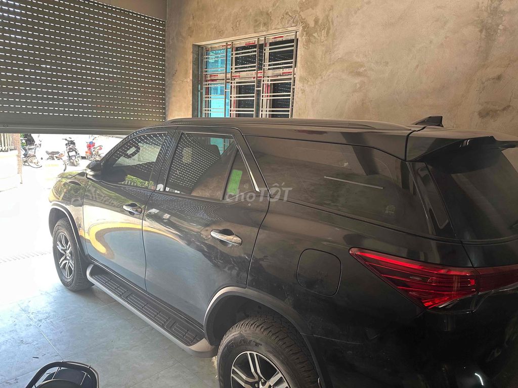 Toyota Fortuner 2022 - ảnh 1