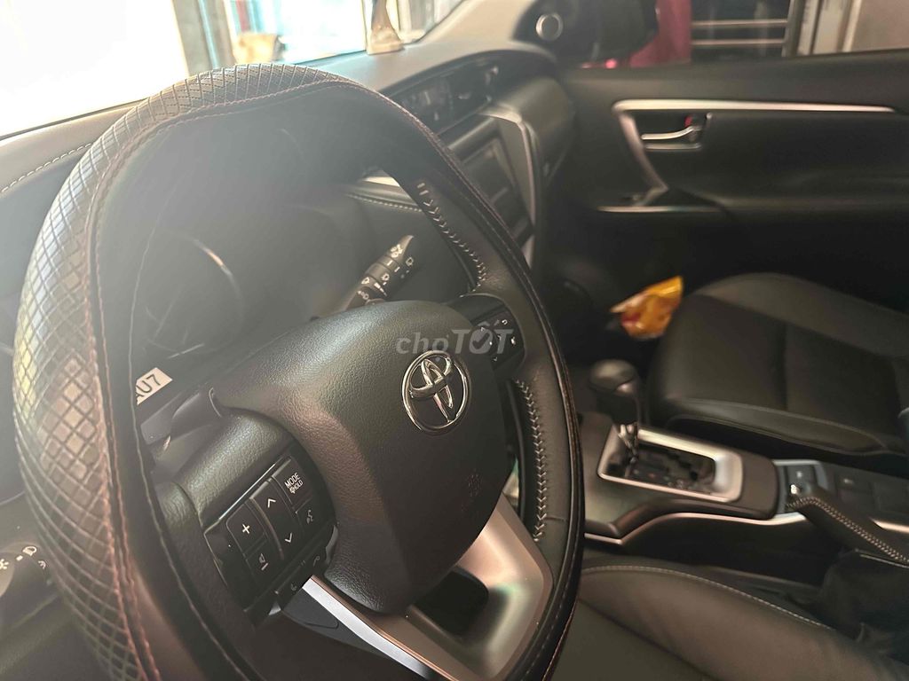 Toyota Fortuner 2022 - ảnh 3