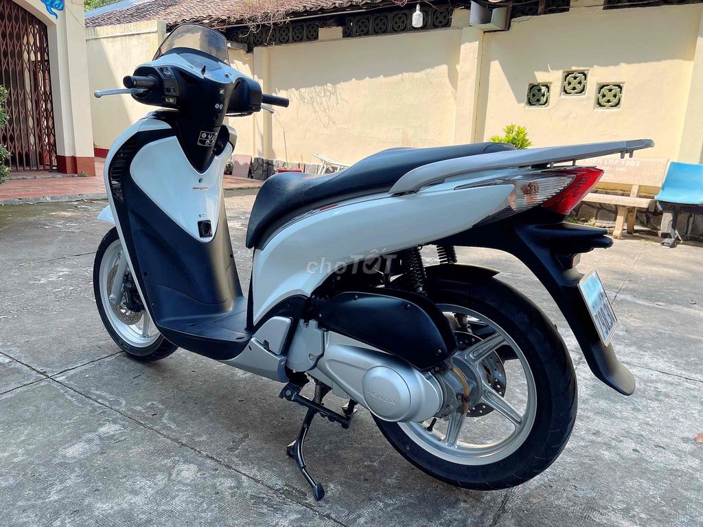 Honda 2012 - ảnh 3