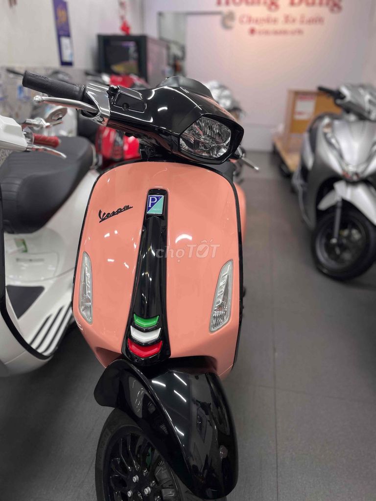 Piaggio Vespa 2022 - ảnh 4