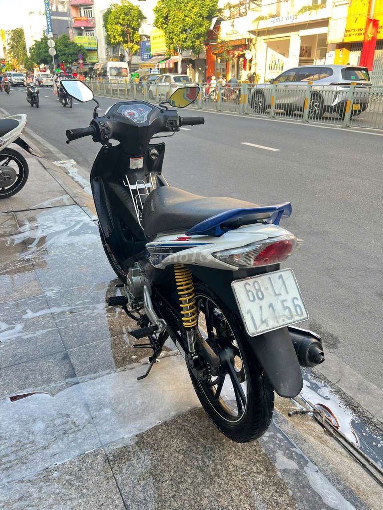 Suzuki Axelo 2016 - ảnh 4