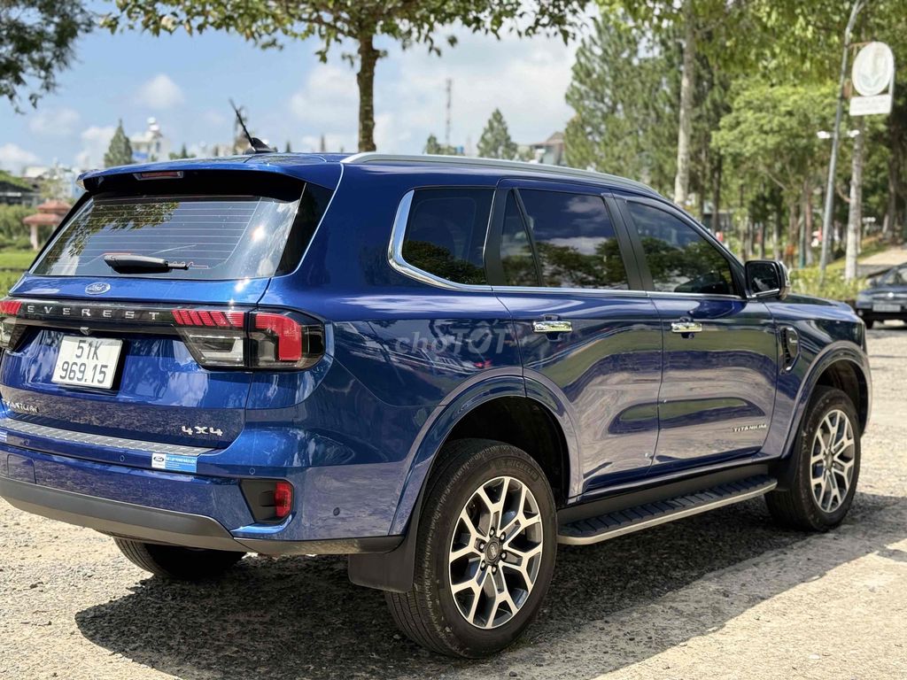 Ford Everest 2022 - ảnh 3