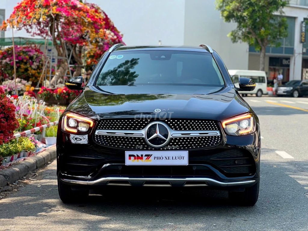 Mercedes-Benz 2021 - ảnh 1