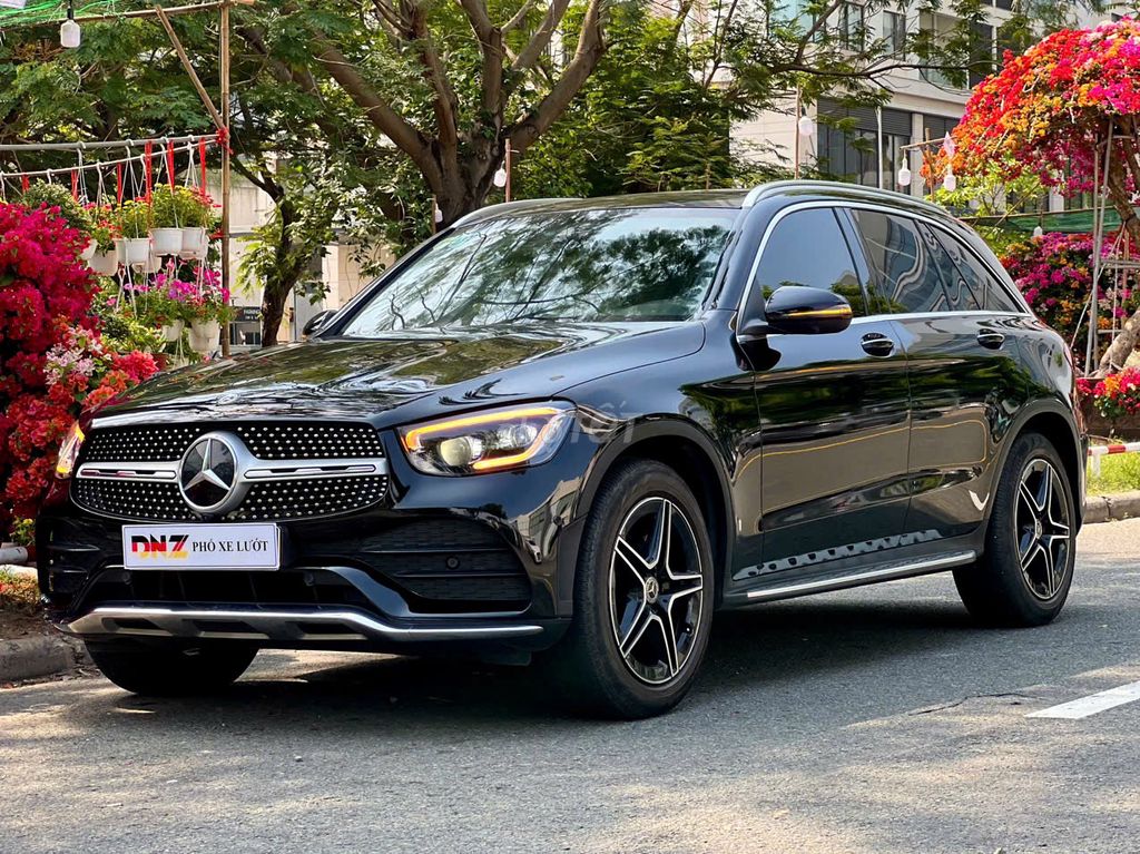 Mercedes-Benz 2021 - ảnh 2