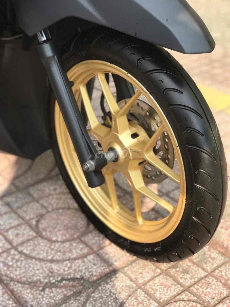 Vario 2017 - ảnh 2