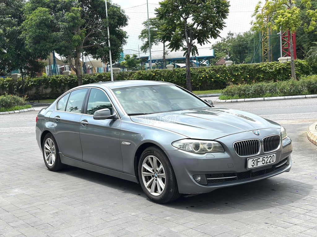 BMW 2010 - ảnh 2