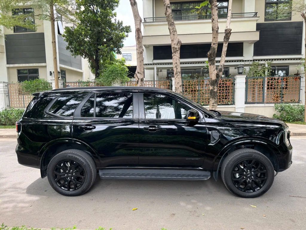 Ford Everest 2024 - ảnh 4