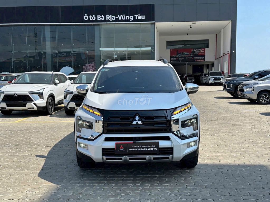 Mitsubishi Xpander Cross 2023 - ảnh 1