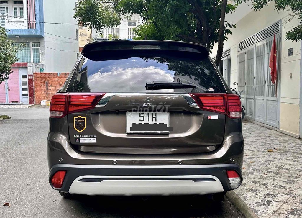 Mitsubishi Outlander 2021 - ảnh 3