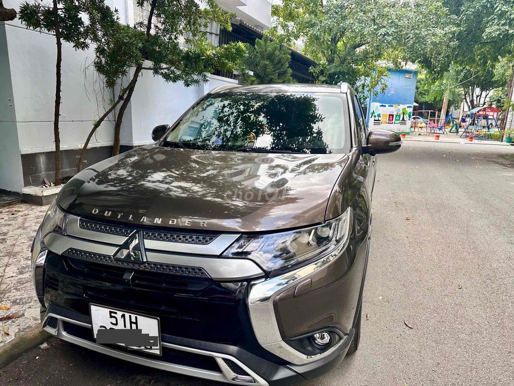 Mitsubishi Outlander 2021 - ảnh 4