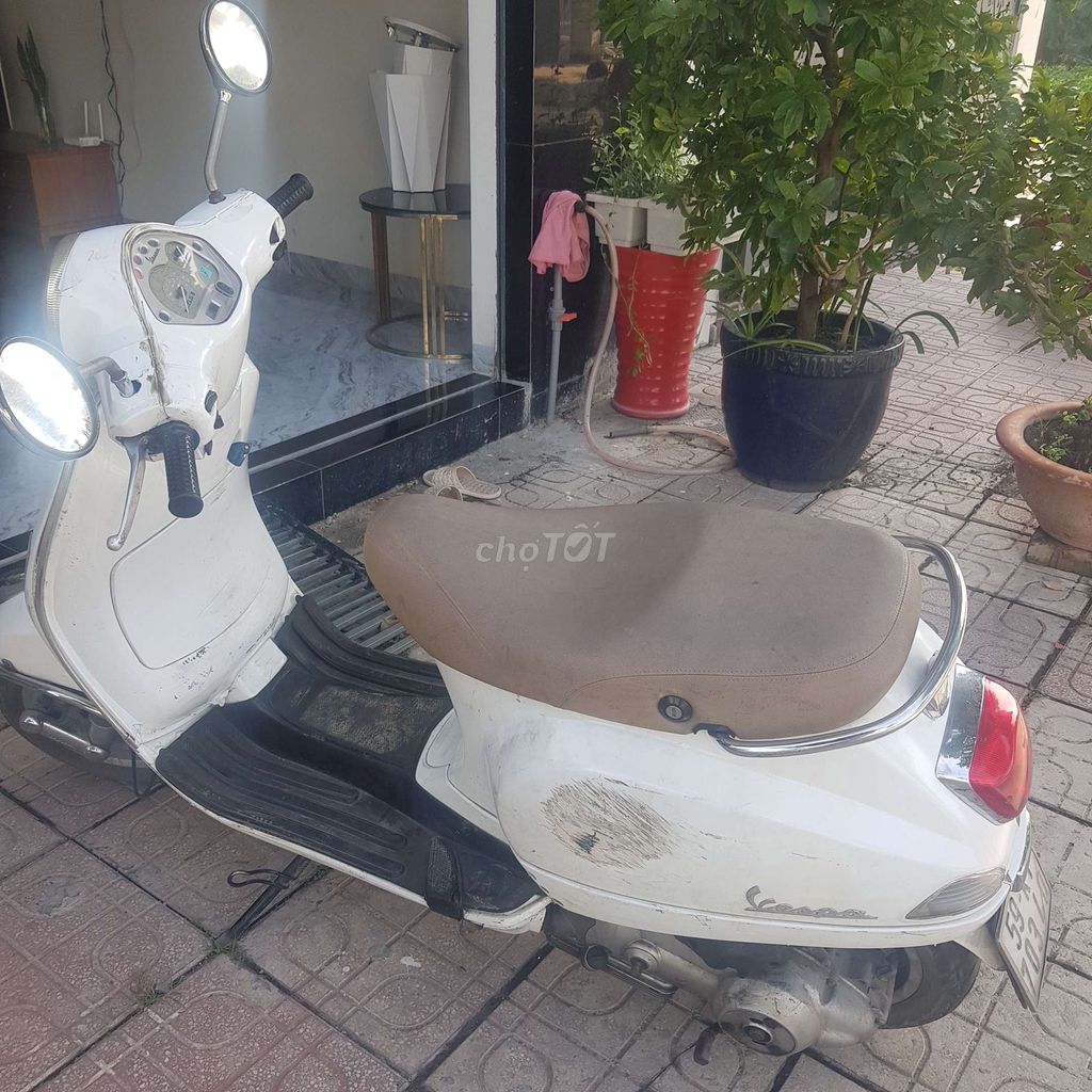 Piaggio Vespa 2010 - ảnh 1