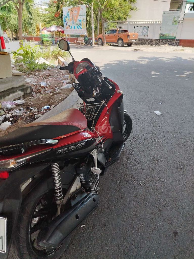 Honda Air Blade 2012 - ảnh 2