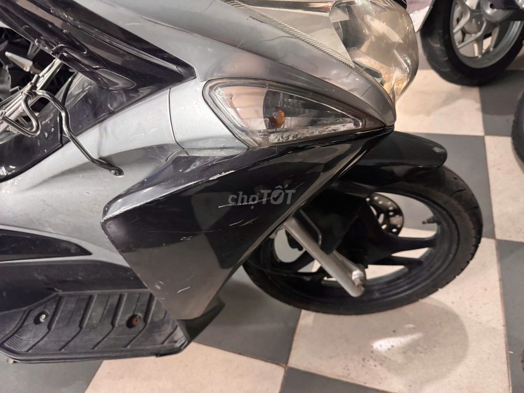 Honda Air Blade 2012 - ảnh 3