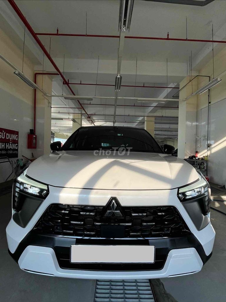 Mitsubishi Xforce Ultimate 2025 - ảnh 1