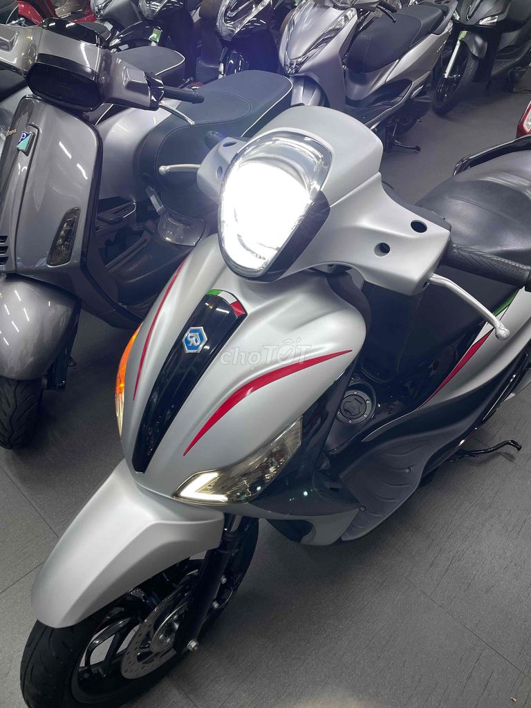 Piaggio Medley 2018 - ảnh 2