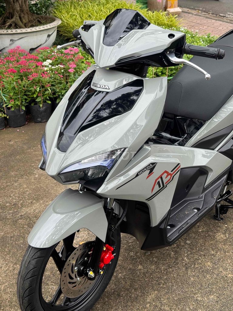 Honda Air Blade 2019 - ảnh 4