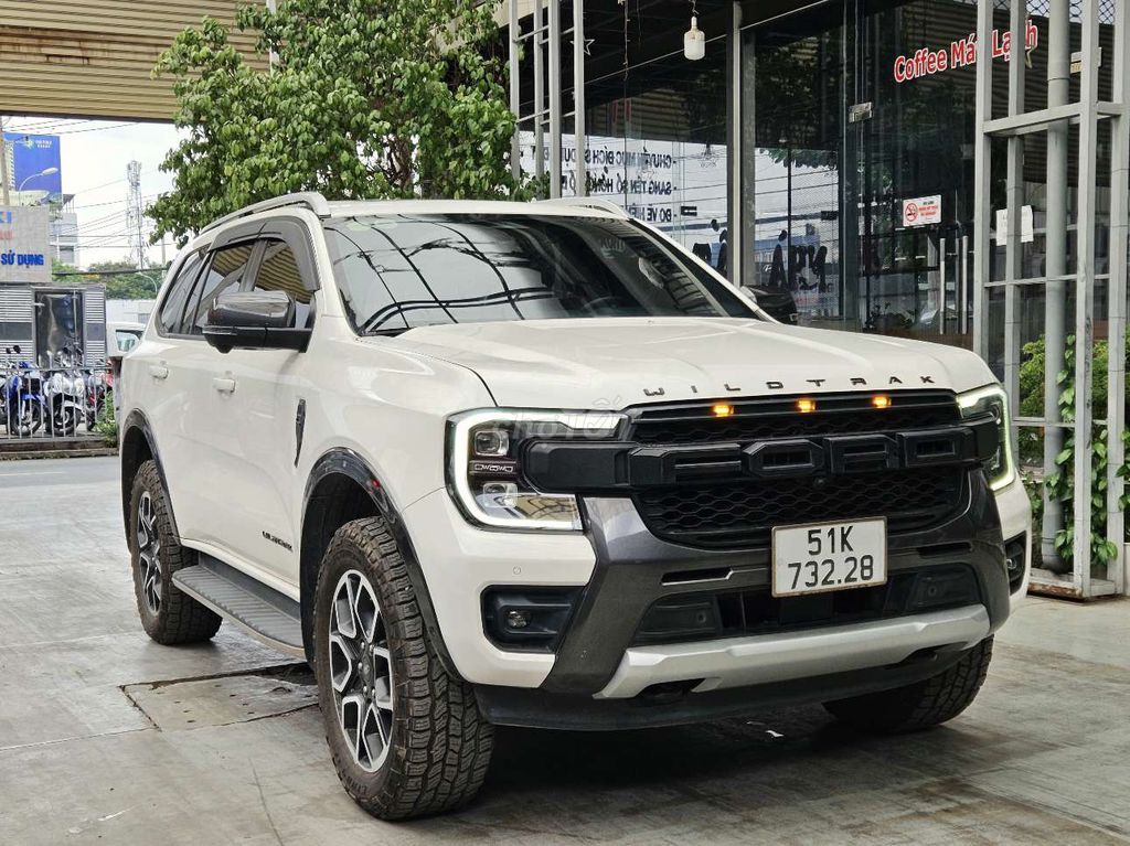Ford Everest 2023 - ảnh 2