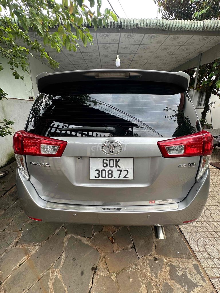 Toyota Innova 2.0E 2018 - ảnh 3