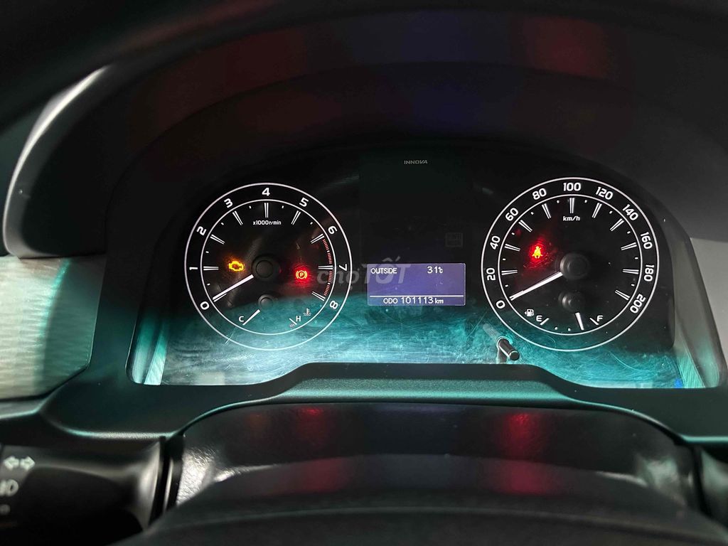 Toyota Innova 2.0E 2018 - ảnh 5