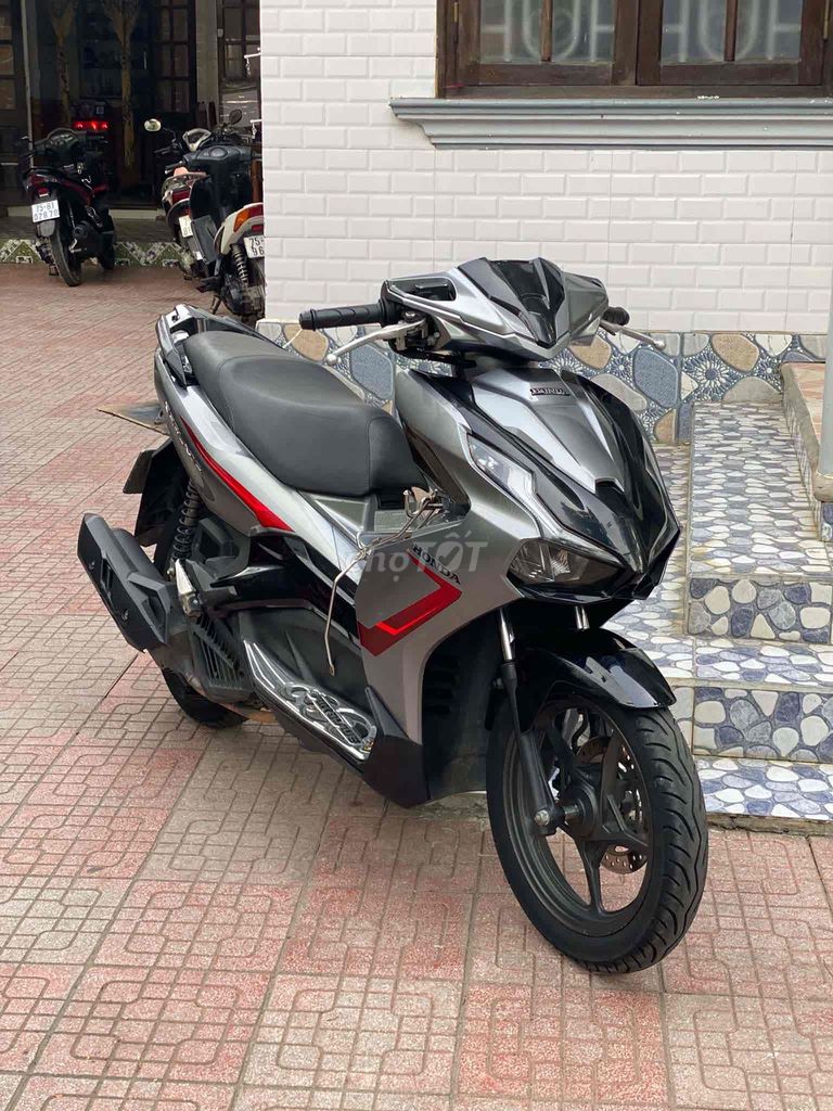 Honda Air Blade 2022 - ảnh 3