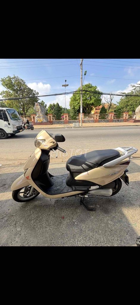 Honda Vision 2009 - ảnh 1