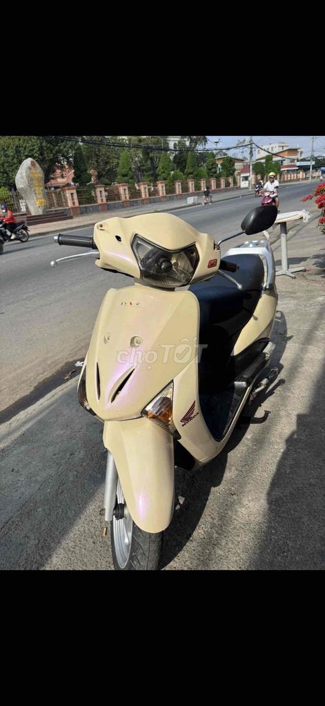 Honda Vision 2009 - ảnh 2