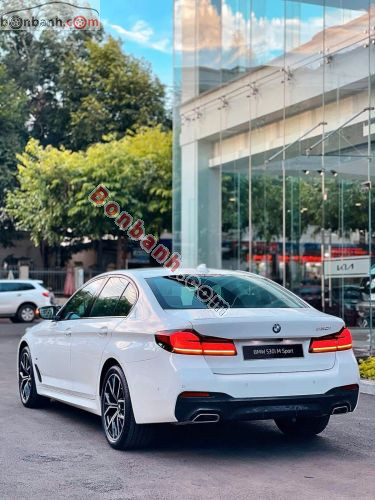 BMW 5 Series 530i M Sport 2022 - ảnh 2