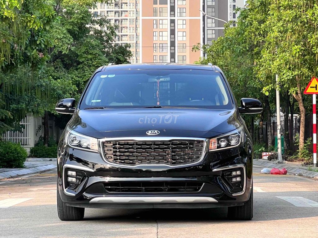 Kia Sedona 2021 - ảnh 1