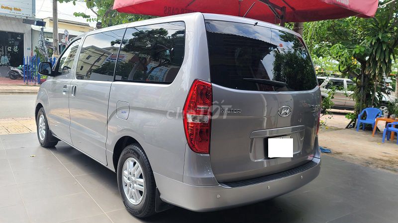 Hyundai Starex 2016 - ảnh 5