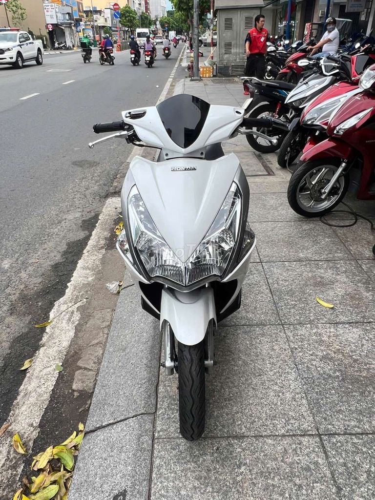 Honda Air Blade 2012 - ảnh 1