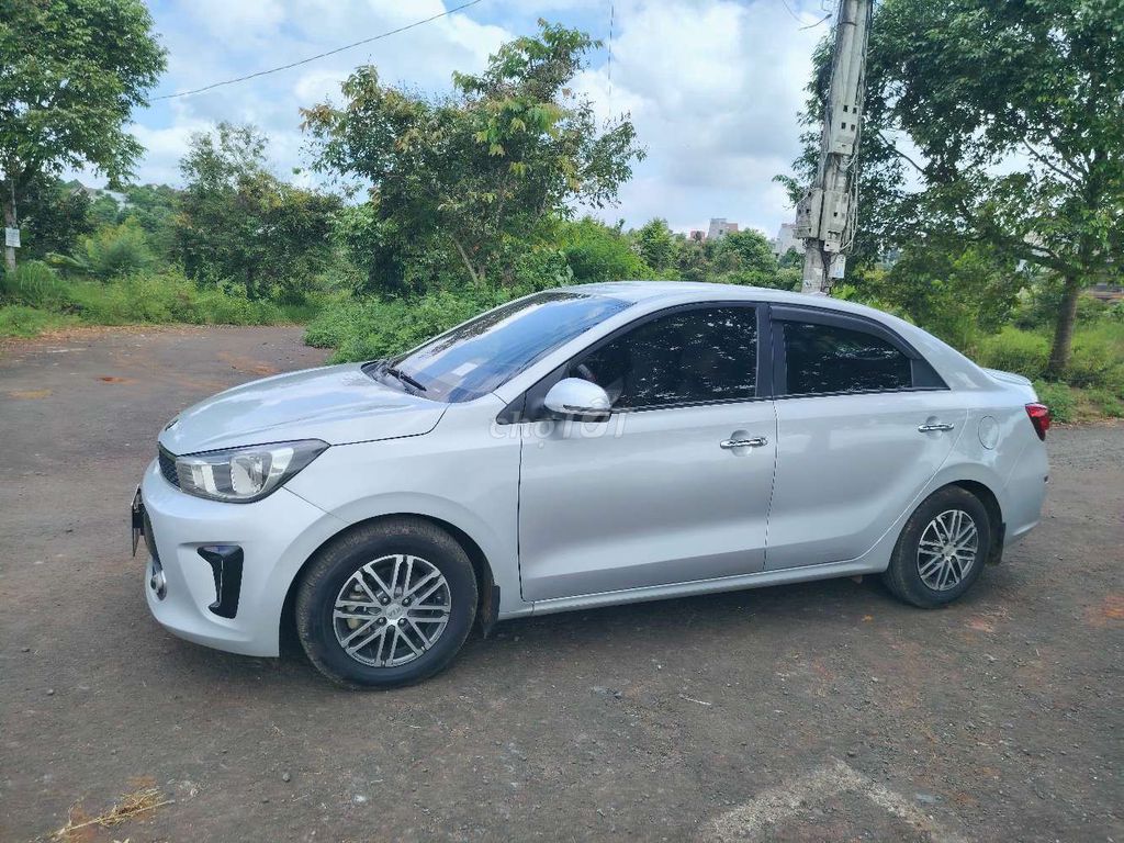 Kia Soluto 2019 - ảnh 2
