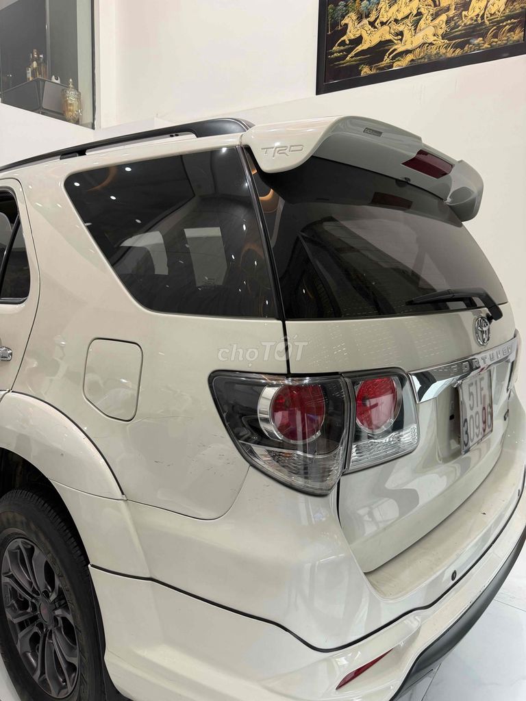Toyota Fortuner 2015 - ảnh 3