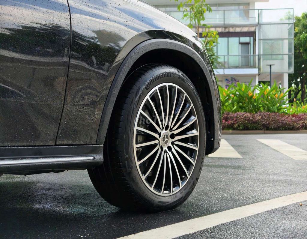 Mercedes-Benz GLC 2023 - ảnh 5