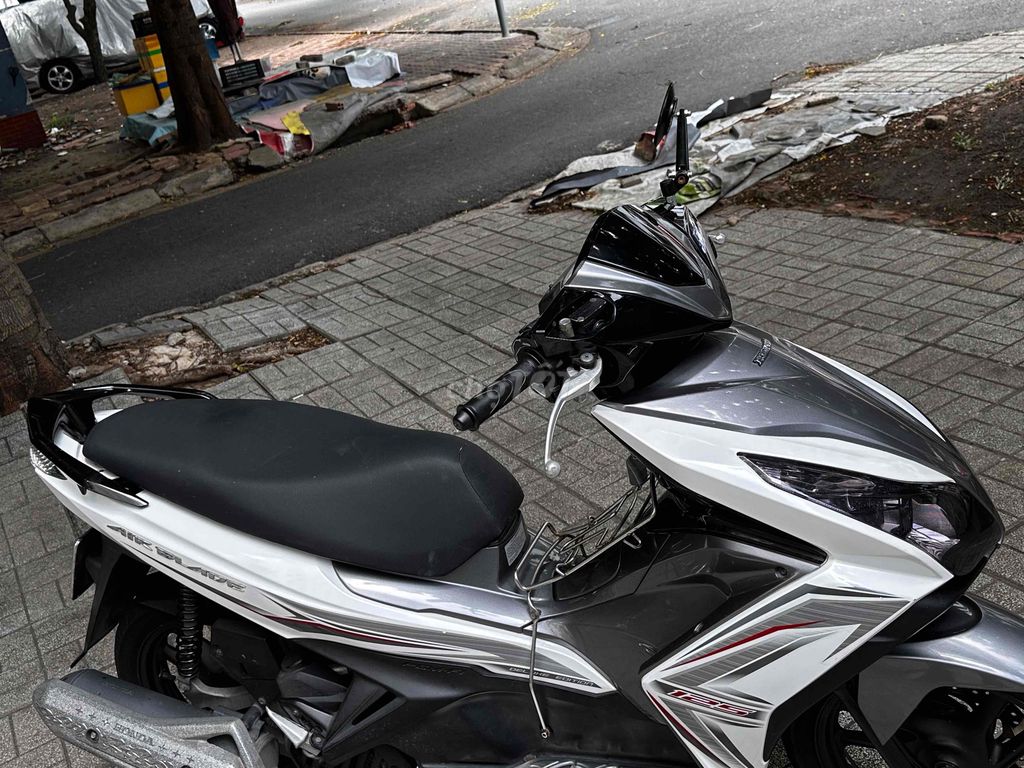 Air Blade 2015 - ảnh 2