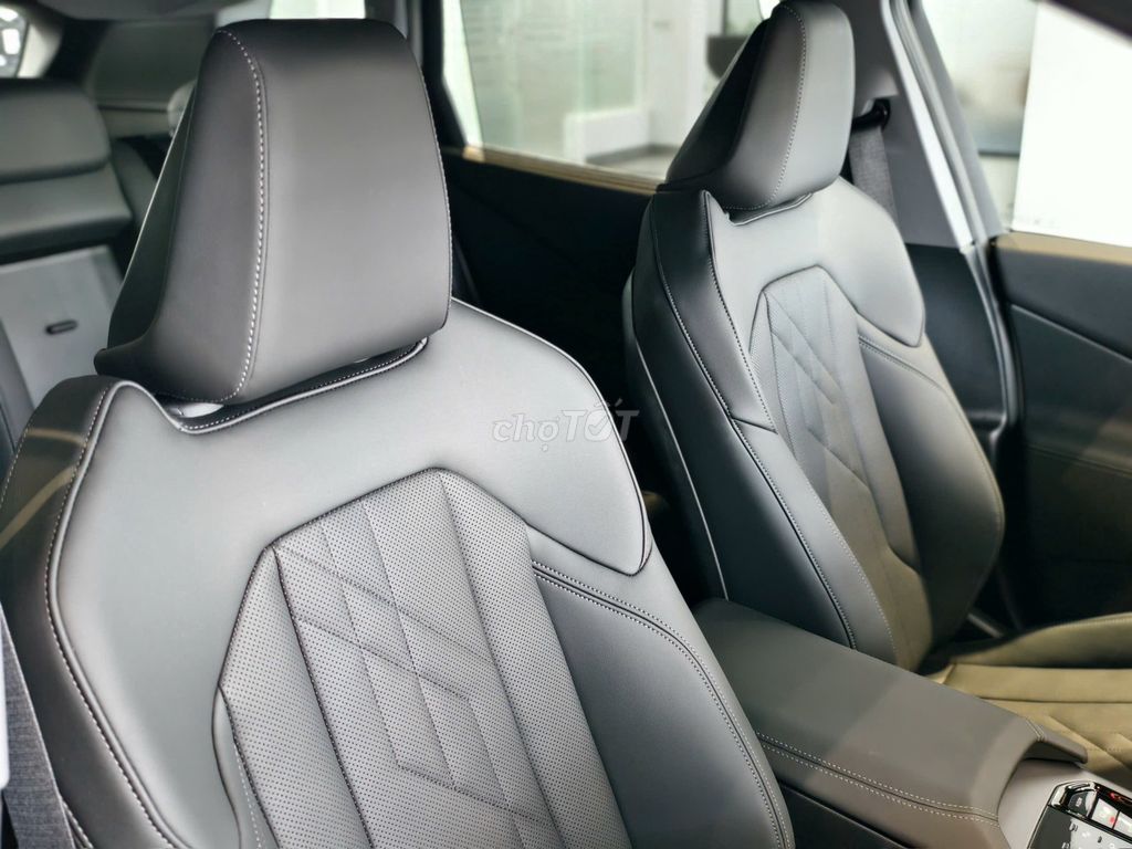 BMW 2025 - ảnh 2