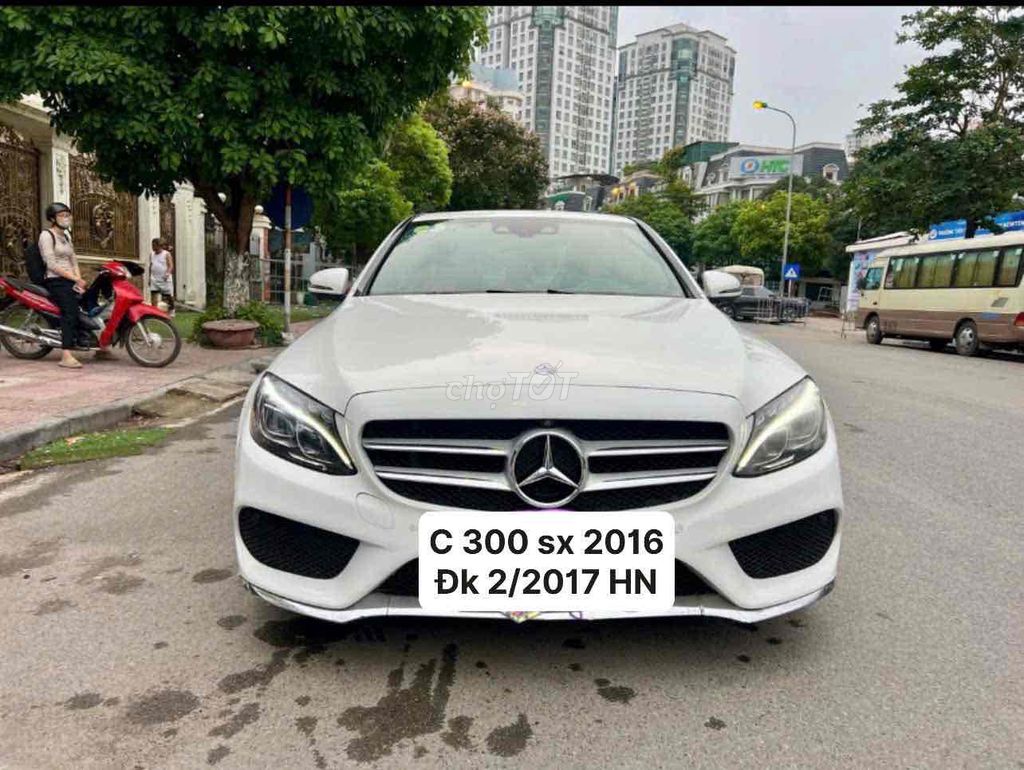 Mercedes-Benz 2016 - ảnh 1