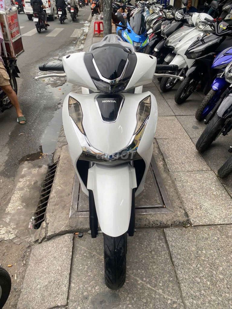 Honda SH 2023 - ảnh 1