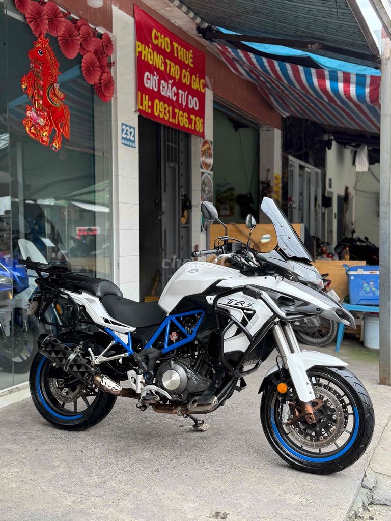 Benelli TRK 2017 - ảnh 1