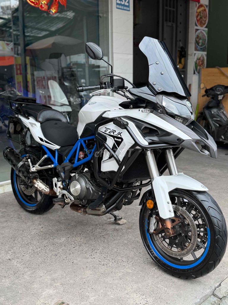 Benelli TRK 2017 - ảnh 2