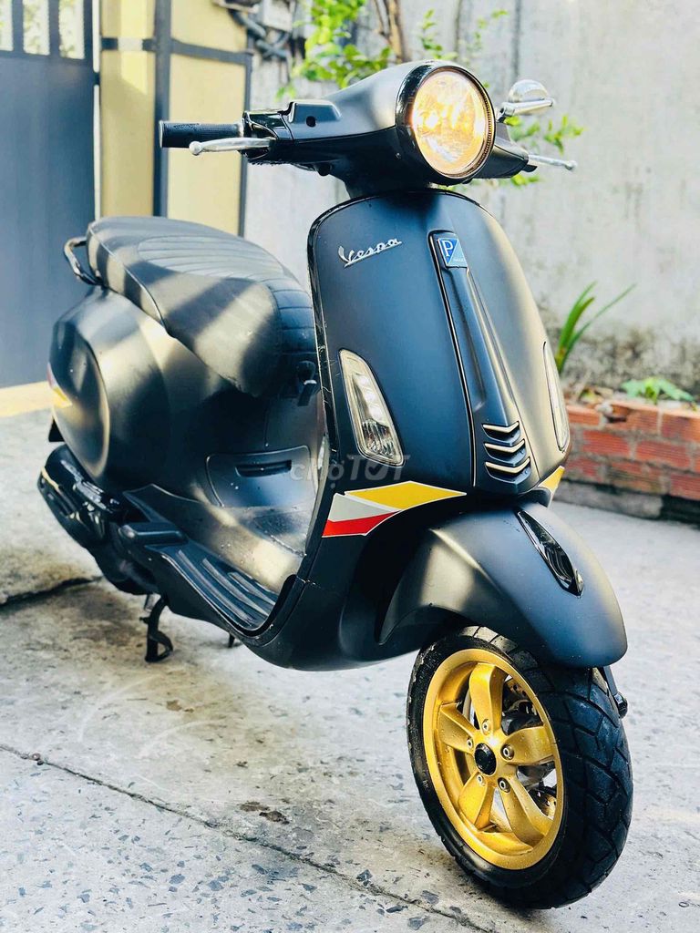 Piaggio Vespa 2015 - ảnh 1