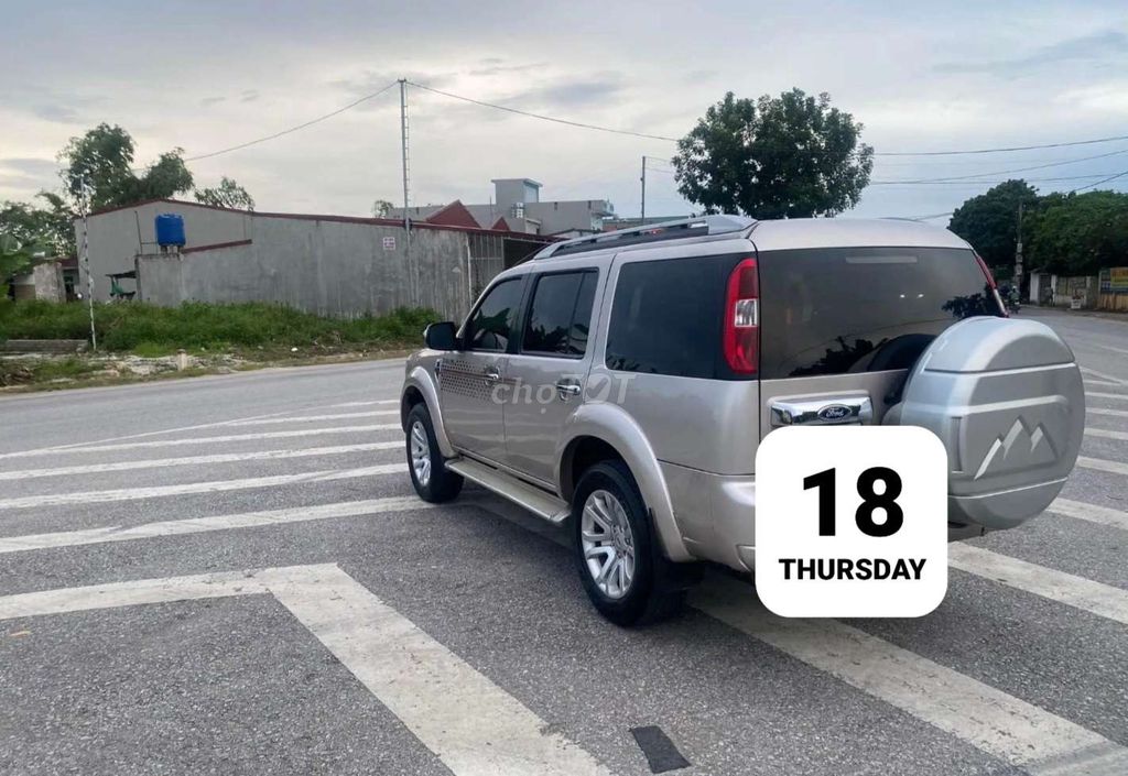Ford Everest 2024 - ảnh 2