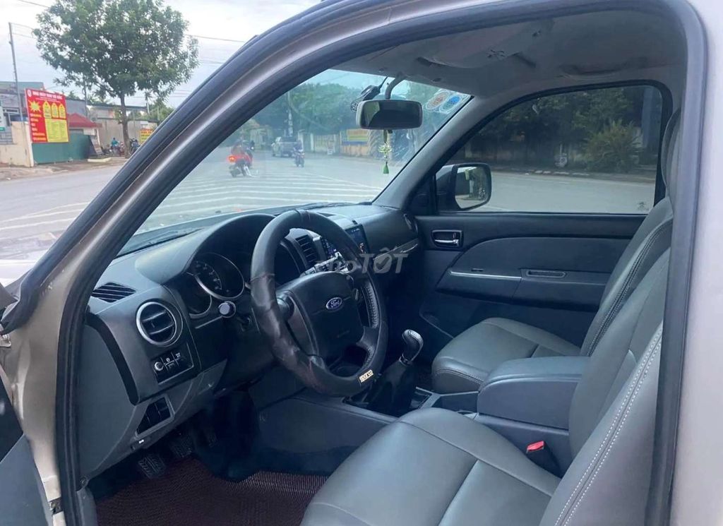 Ford Everest 2024 - ảnh 3