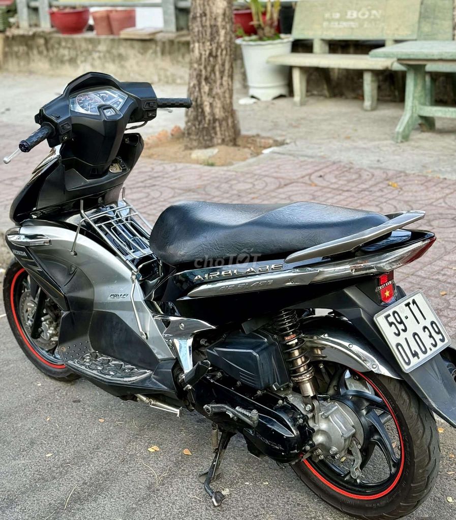 Honda Air Blade 2010 - ảnh 4