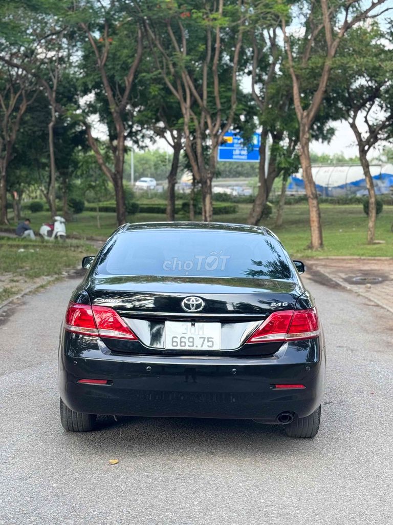 Toyota Camry 2.4G 2010 - ảnh 3