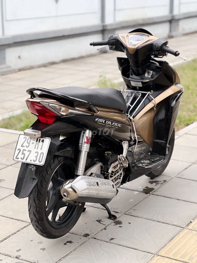 Honda Air Blade 2015 - ảnh 3
