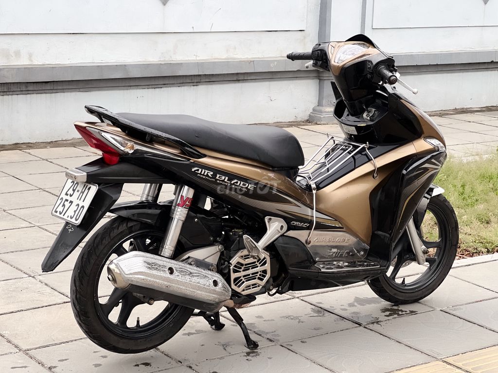 Honda Air Blade 2015 - ảnh 4